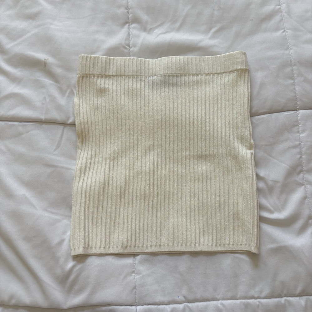 White Fox Mini Sweater Skirt Womens‎ Small White Feminine Dainty Romantic Luxury